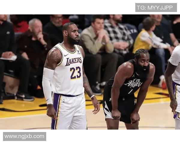 2017年湖人队与快船队精彩对决回顾与分析